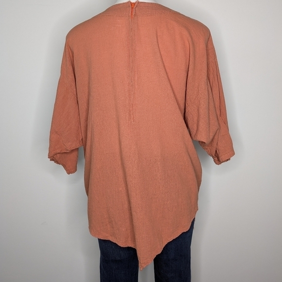 ✨3/$15 Burnt orange fringe cross over front short sleeve top L - Picture 5 of 6
